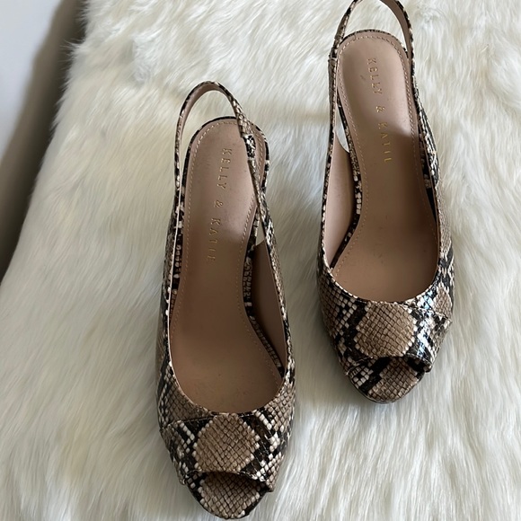 New in Box Kelly & Katie Natural Multi Python Nerani Peep Toe Pump Sandal - Picture 2 of 13